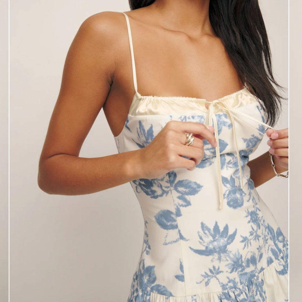 Reformation Annalise Ivory and Blue Floral Midi Dress size 10 - Picture 2 of 12